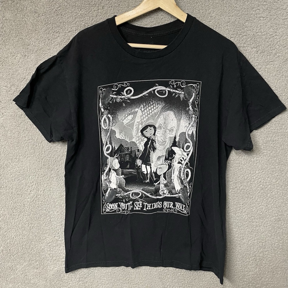 Coraline Graphic T-shirt Size Large Laika Black Horror - See Things Our Way